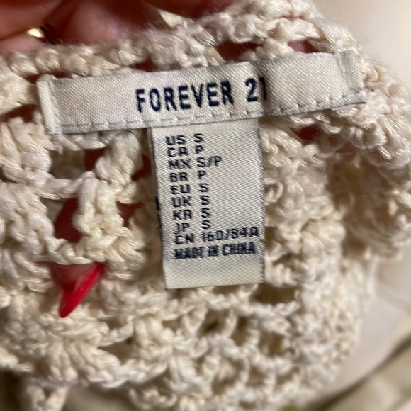 Forever 21 Sheer Crochet knit CROP top / tank scooped neck / back cream size SM - Picture 7 of 9